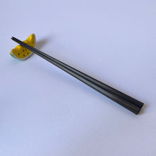 Load image into Gallery viewer, Melon Chopstick Rest
