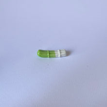 Load image into Gallery viewer, Spring Onion Chopstick Rest