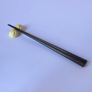 Bao Chopstick Rest