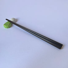 Load image into Gallery viewer, White Turnip Chopstick Rest