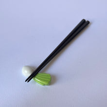 Load image into Gallery viewer, White Turnip Chopstick Rest